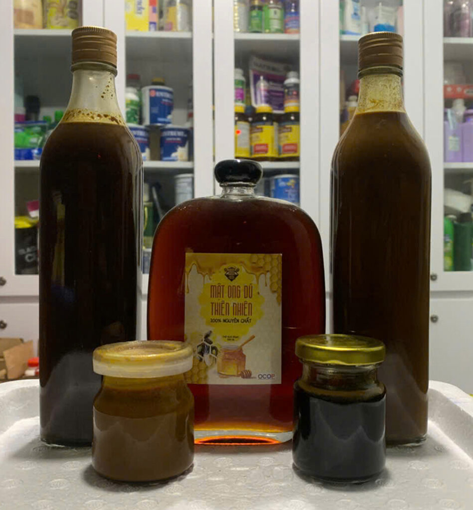 Nuôi ong dú thu mật